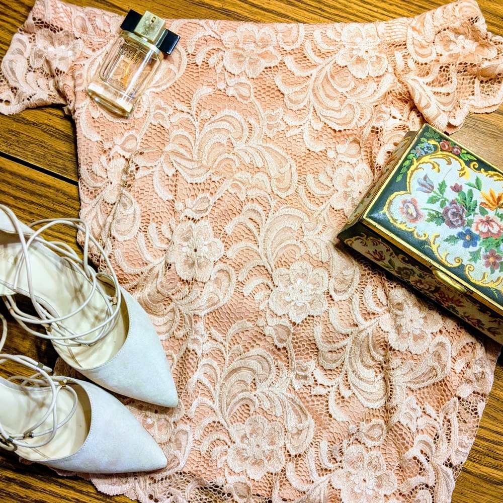 FOREVER 21 Mini Lace off the Shoulder Pink Dress